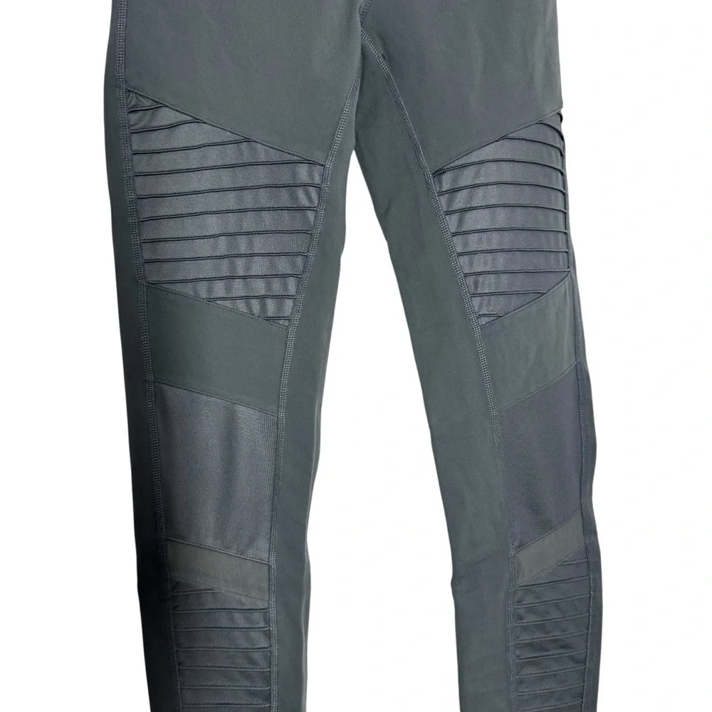 ALO Yoga brand alo